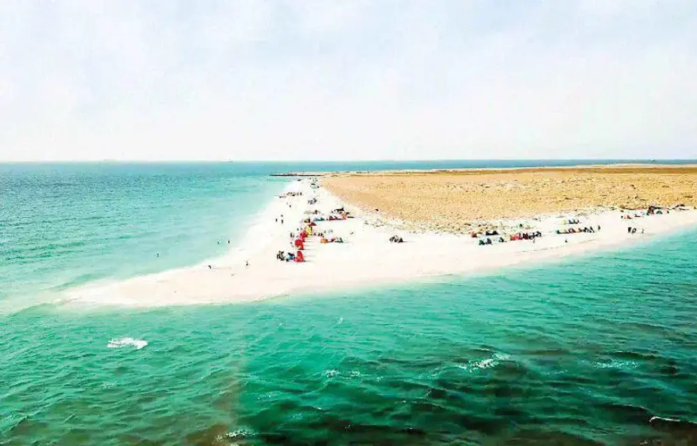 ساحل زیبای پارسیان